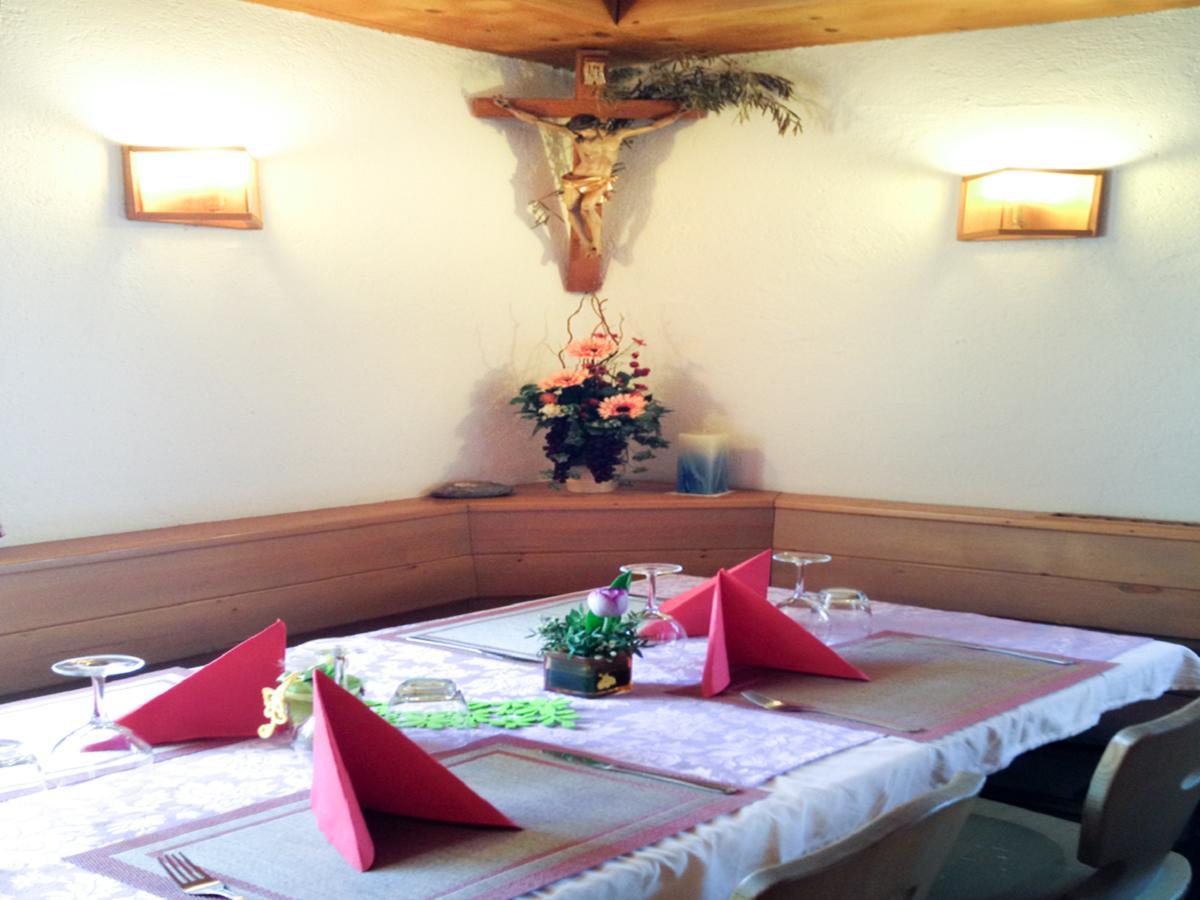 Hotel Zur Kirche Magre all' Adige المظهر الخارجي الصورة
