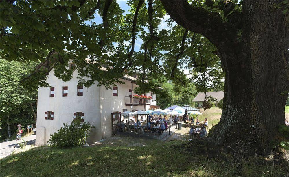 Hotel Zur Kirche Magre all' Adige المظهر الخارجي الصورة