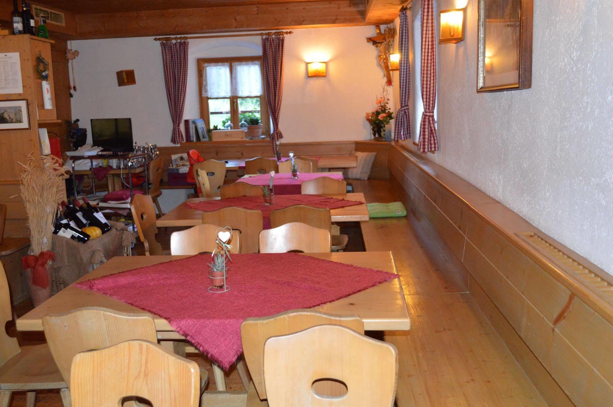 Hotel Zur Kirche Magre all' Adige المظهر الخارجي الصورة